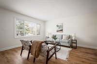 2585 Eakin Road, Columbus, OH 43204