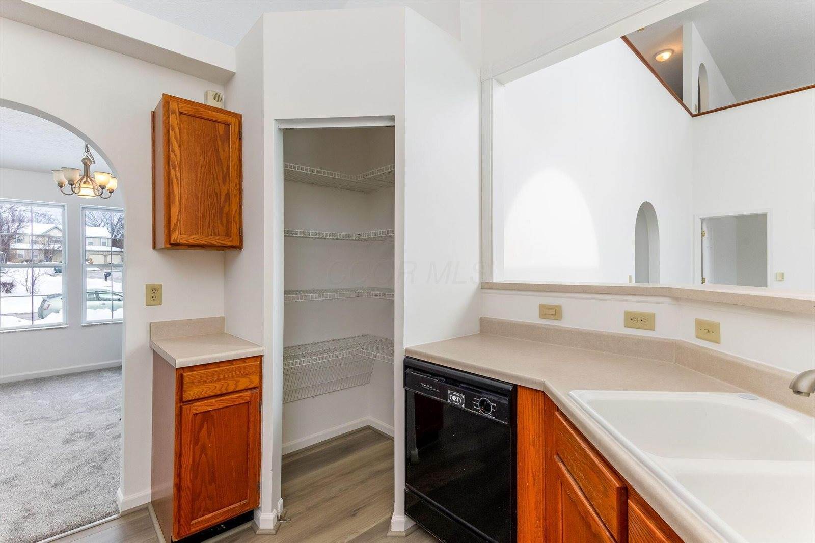 260 North Bend Drive, Pataskala, OH 43062