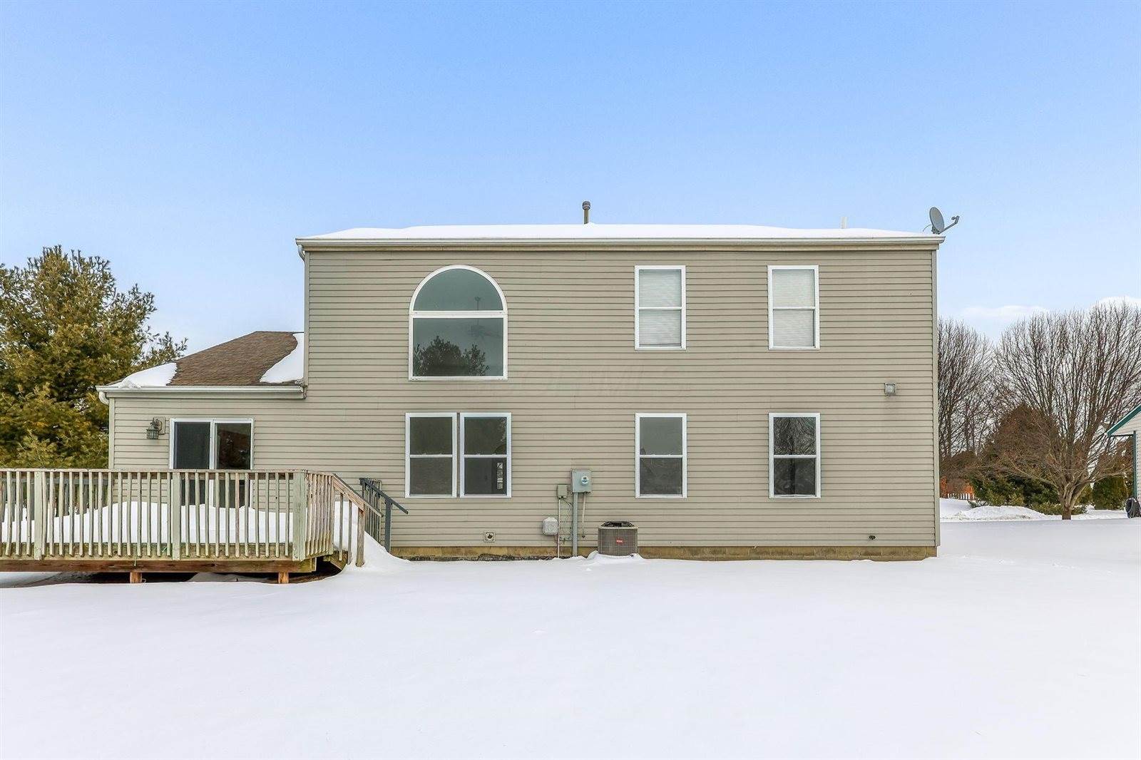 260 North Bend Drive, Pataskala, OH 43062