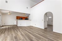 260 North Bend Drive, Pataskala, OH 43062