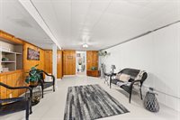 2422 Dugan Court, Davenport, IA 52804