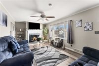 2422 Dugan Court, Davenport, IA 52804