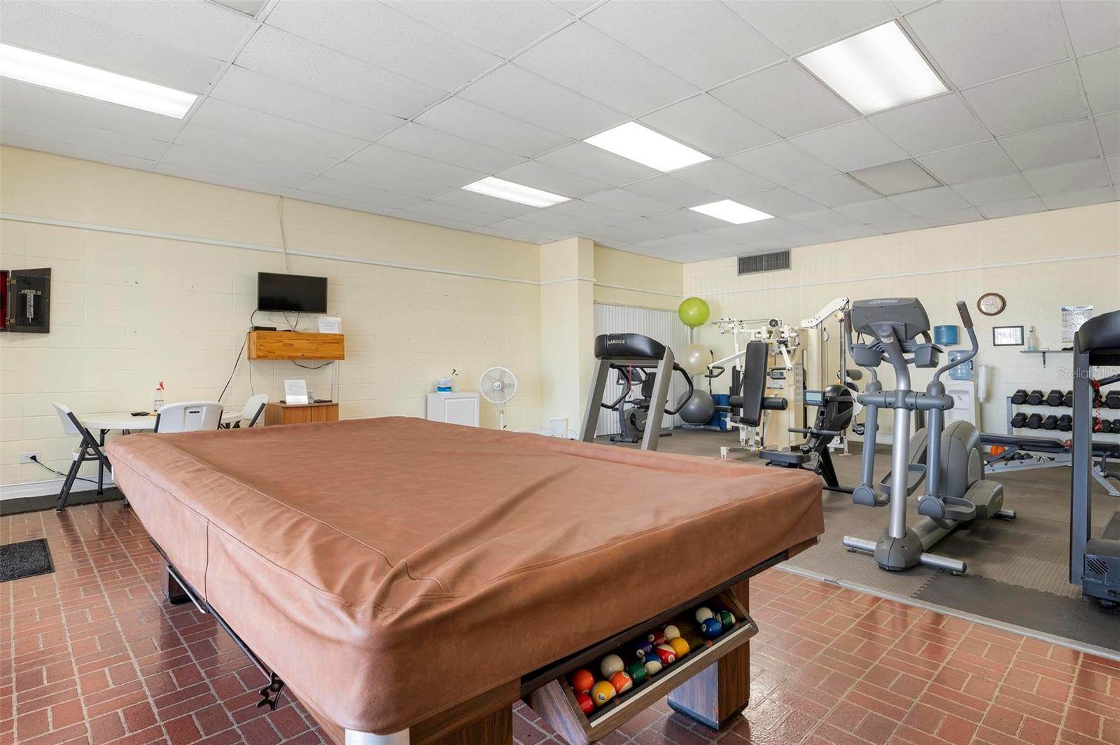 2315 17th Street Lane West, Bradenton, FL 34205