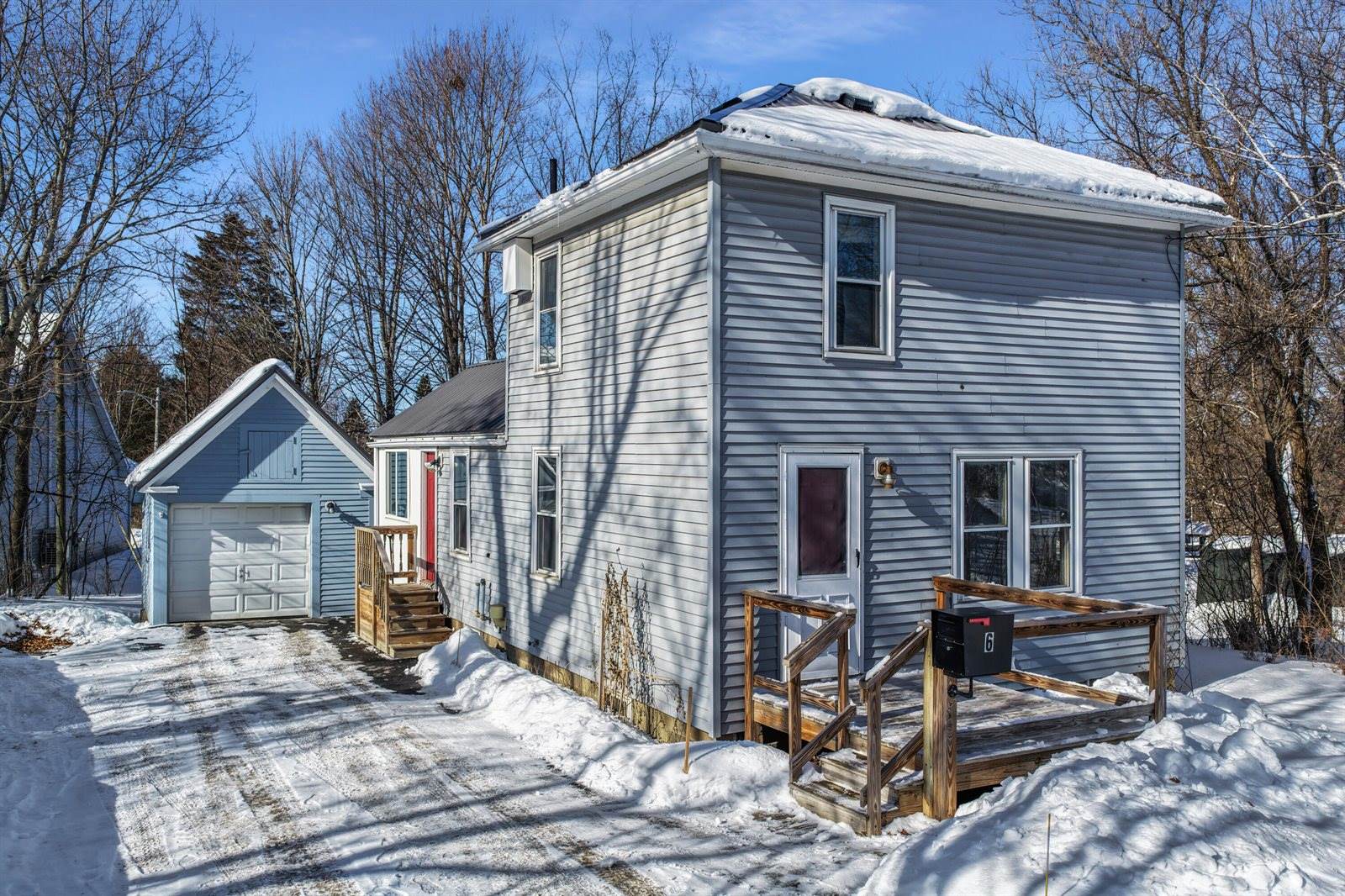 6 Dudley Street, Presque Isle, ME 04769