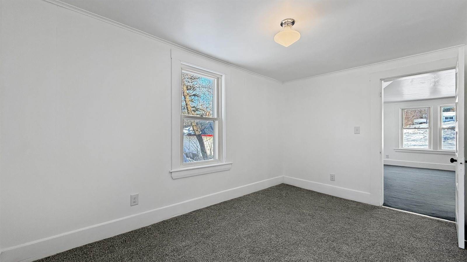 6 Dudley Street, Presque Isle, ME 04769