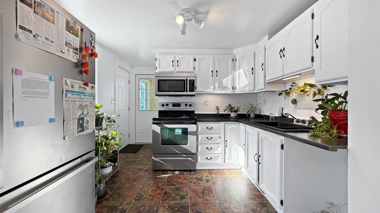 6 Dudley Street, Presque Isle, ME 04769