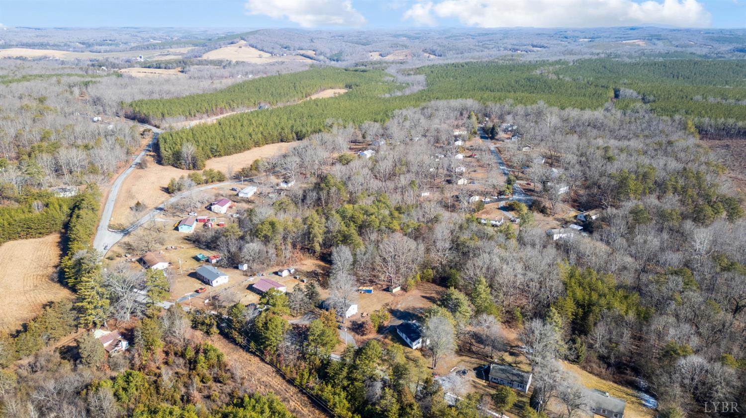 1395 Tardy Mountain Road, Altavista, VA 24517