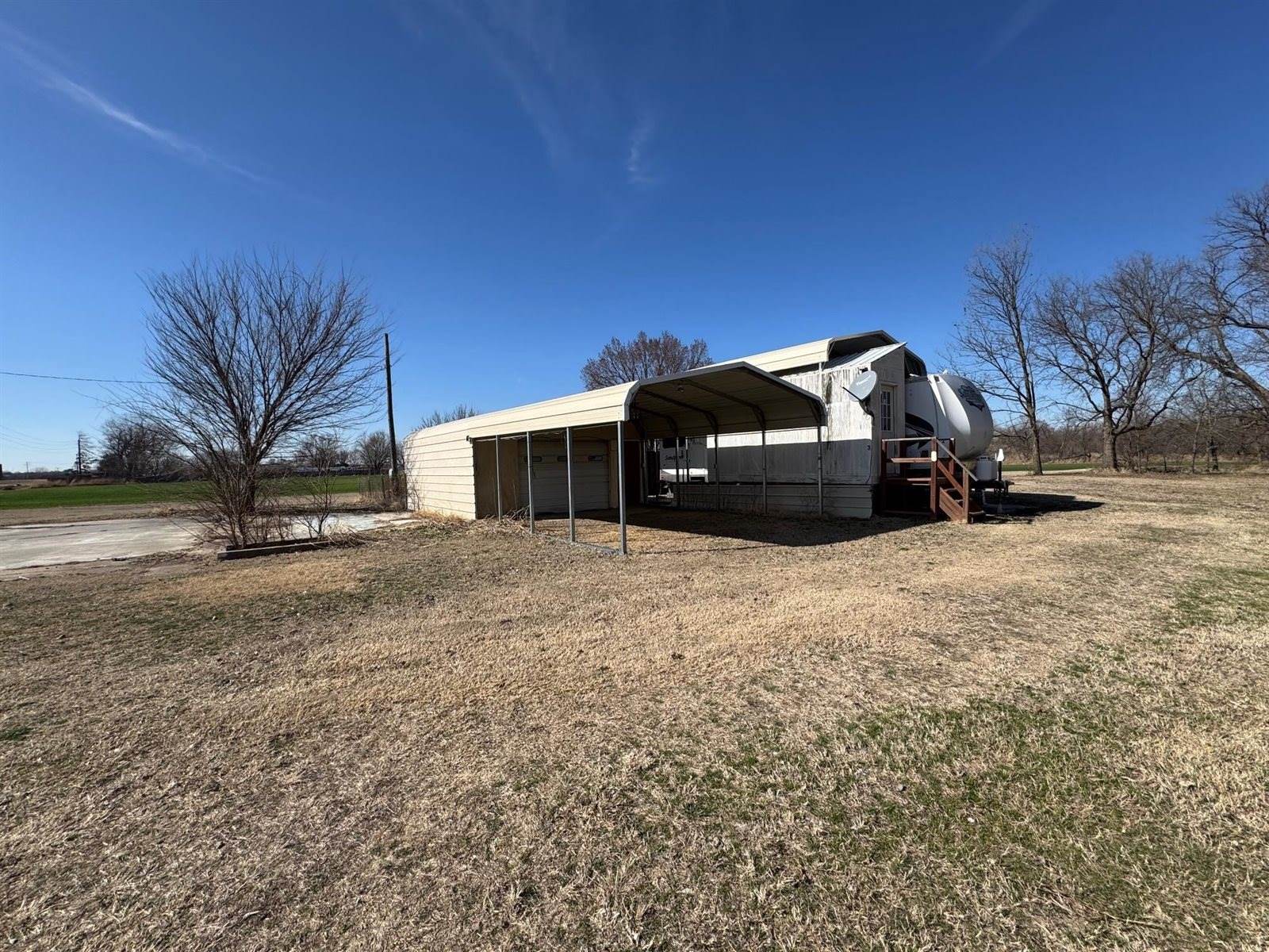 8504 Us Highway 166, Arkansas City, KS 67005