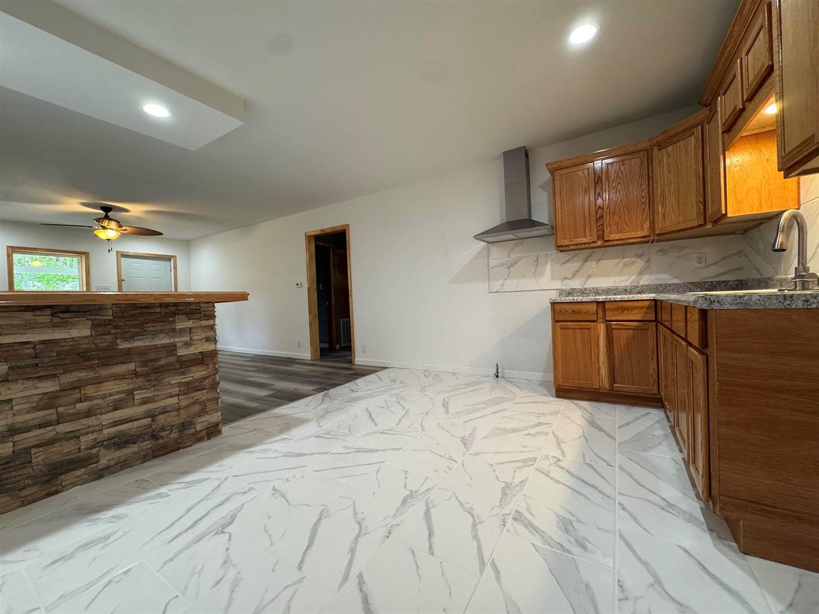 210 East Quincy Ave, Arkansas City, KS 67005