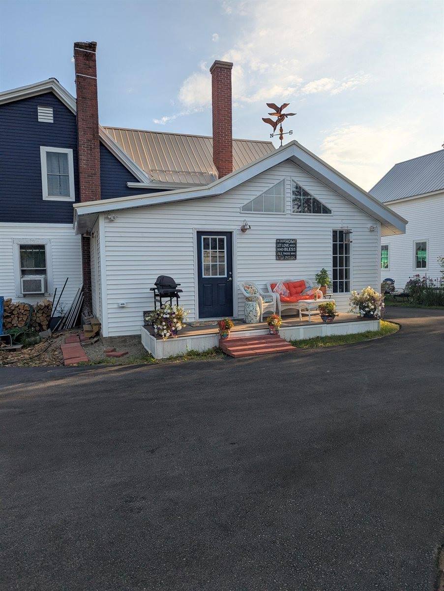 17 Willow Street, Mattawamkeag, ME 04459