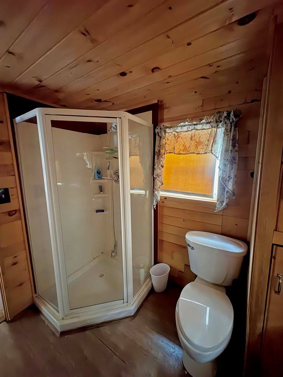 325 Egg Pond Road, Lincoln, ME 04457