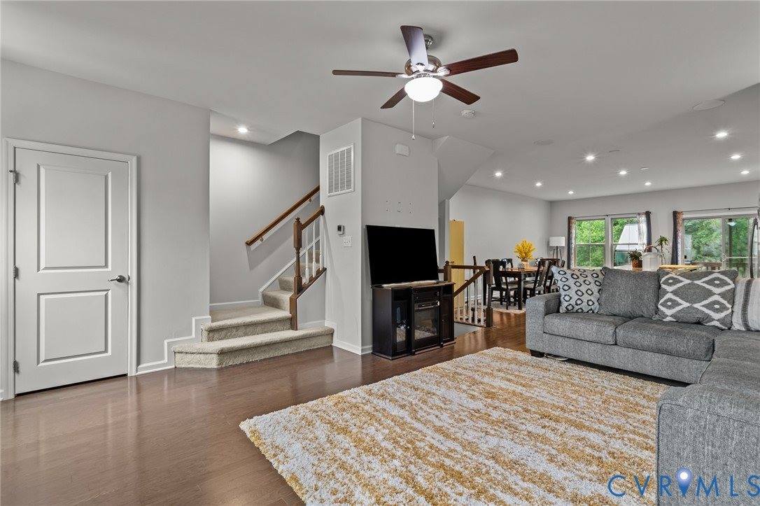 7905 Wistar Woods Court, Henrico County, VA 23228