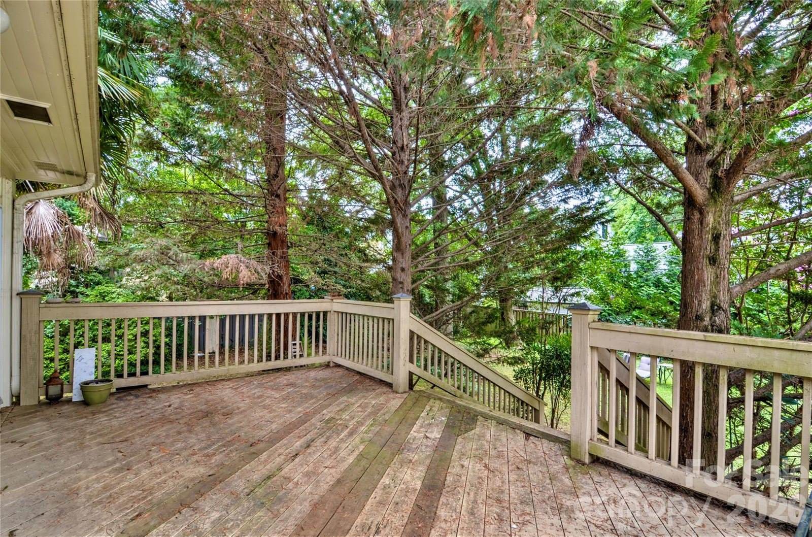 1960 Maryland Avenue, Charlotte, NC 28209