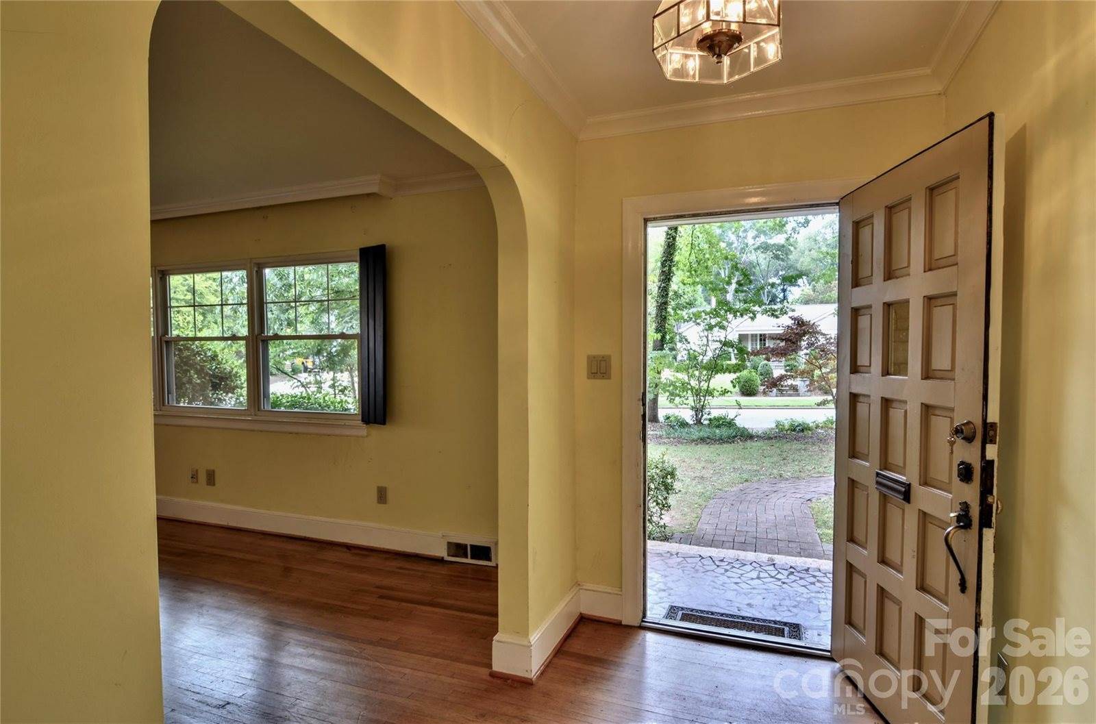 1960 Maryland Avenue, Charlotte, NC 28209