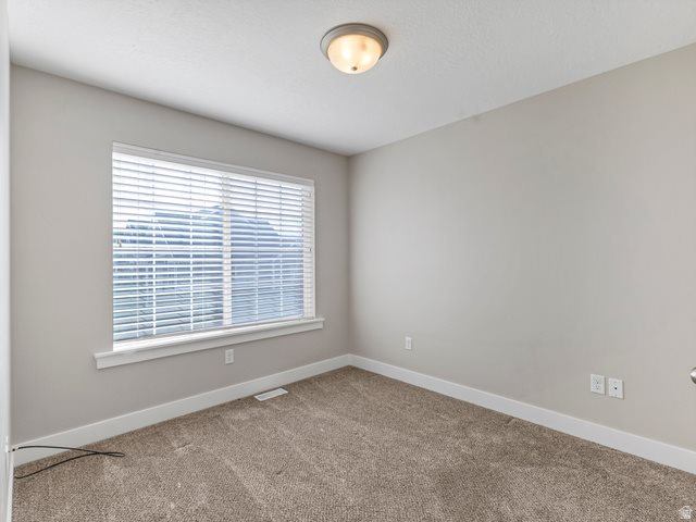 1376 West Wallsburg Dr South, Taylorsville, UT 84123