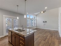 1376 West Wallsburg Dr South, Taylorsville, UT 84123