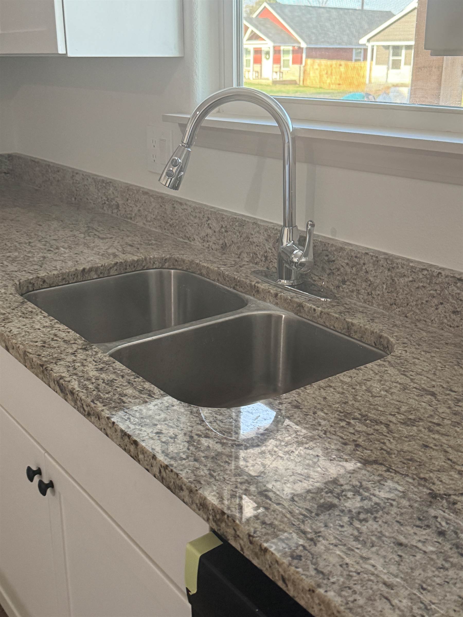 1708 Pine, Hearne, TX 77859