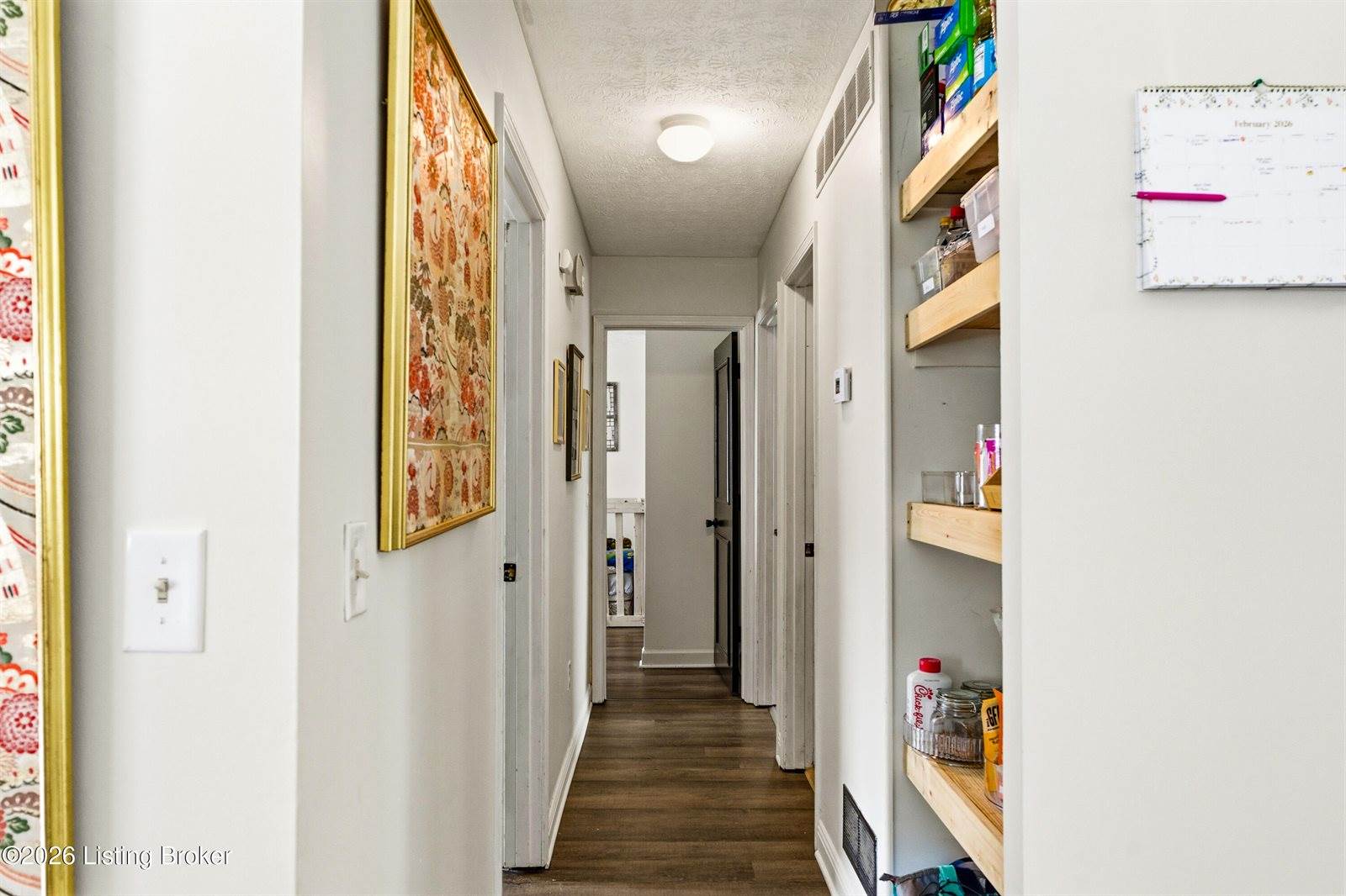 907 Rhonda Ct, Radcliff, KY 40160