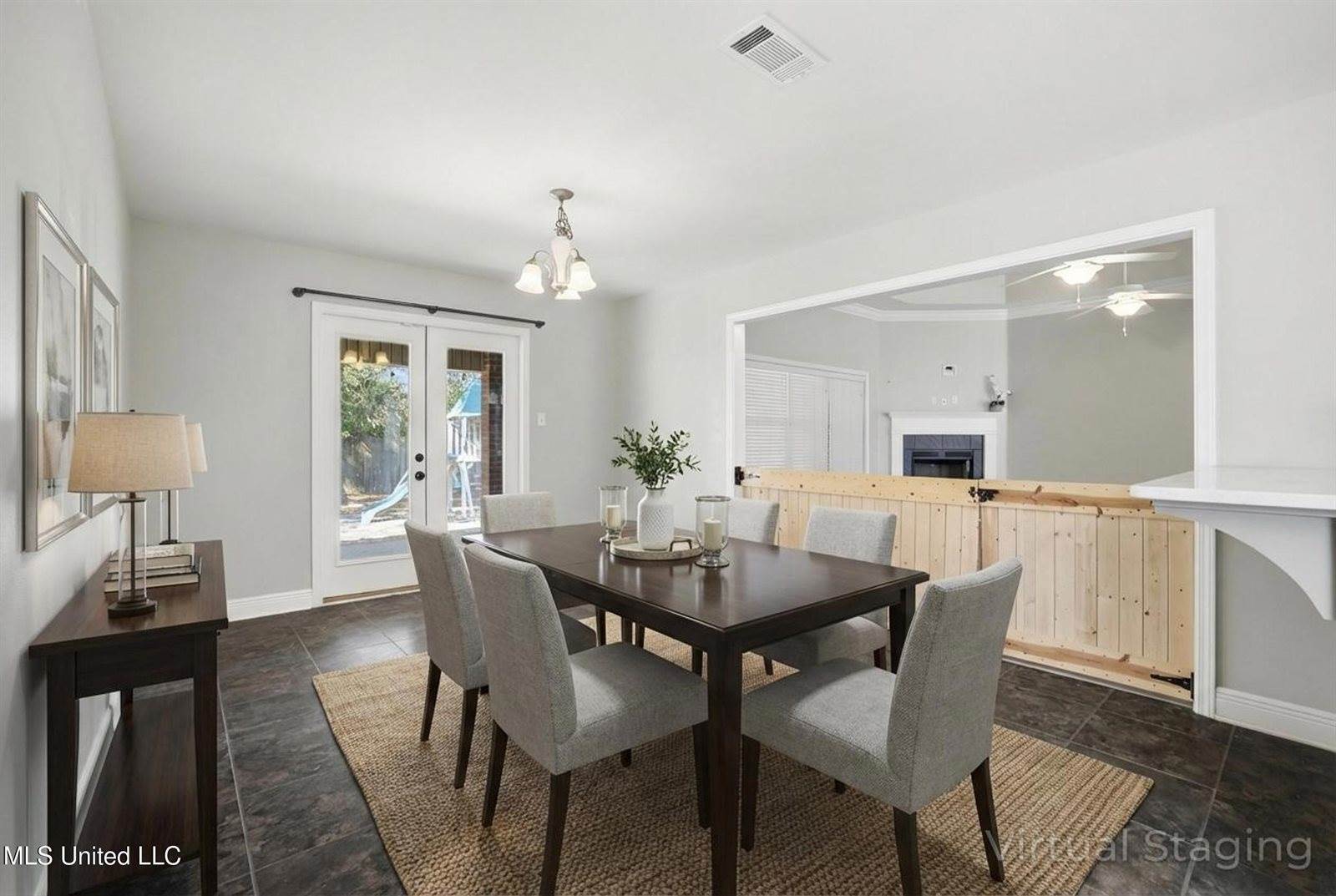 125 Brackish Place, Ocean Springs, MS 39564