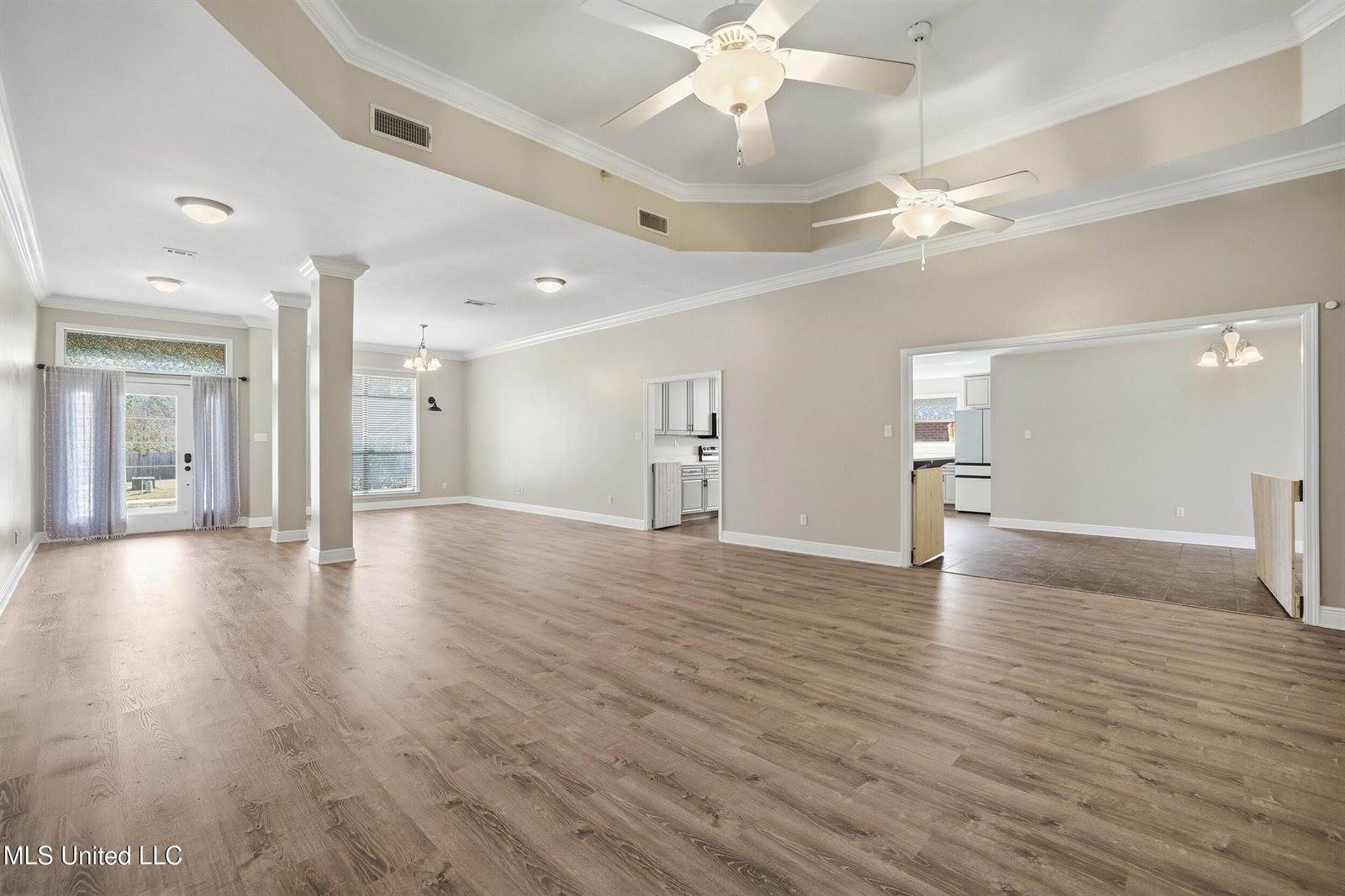 125 Brackish Place, Ocean Springs, MS 39564