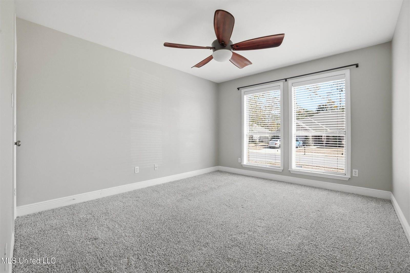 125 Brackish Place, Ocean Springs, MS 39564