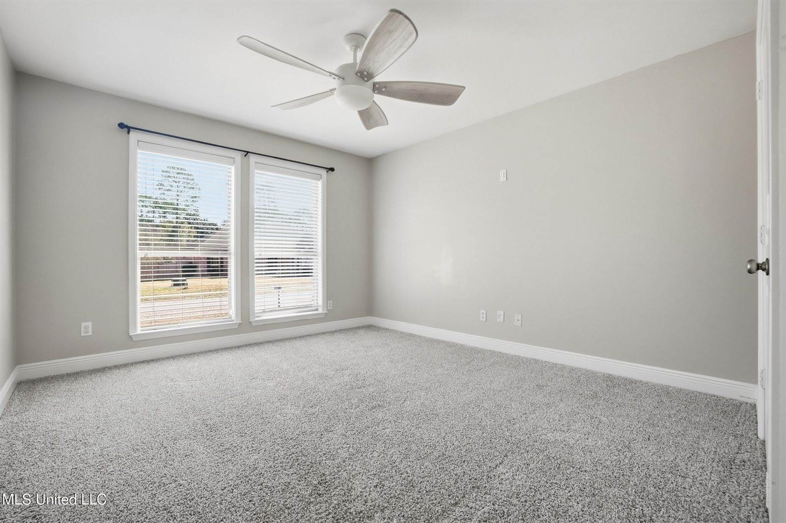 125 Brackish Place, Ocean Springs, MS 39564