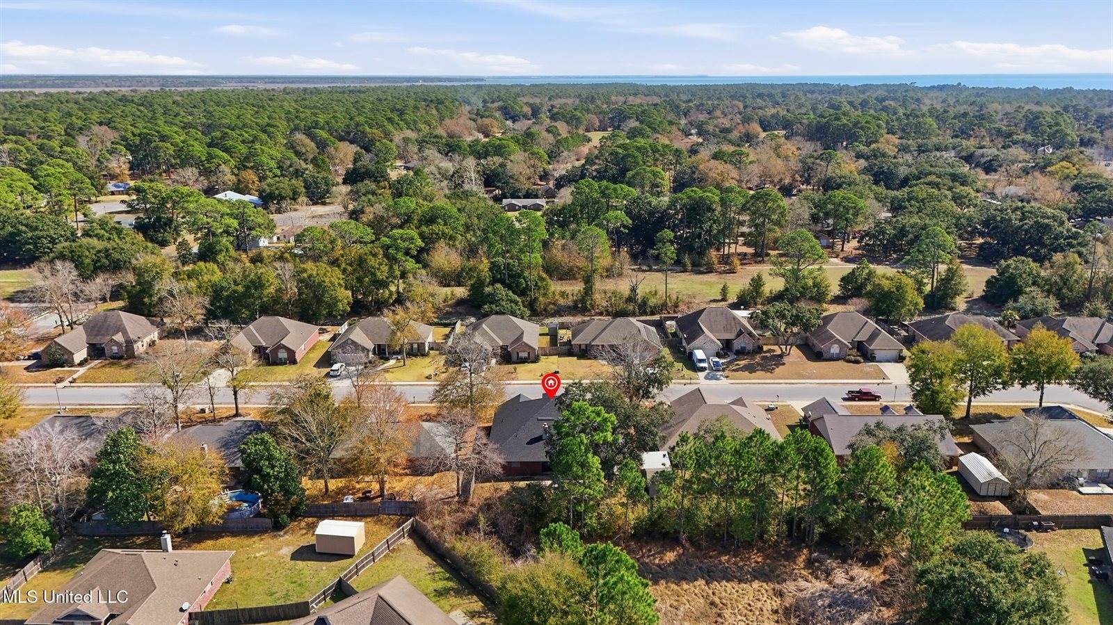 125 Brackish Place, Ocean Springs, MS 39564