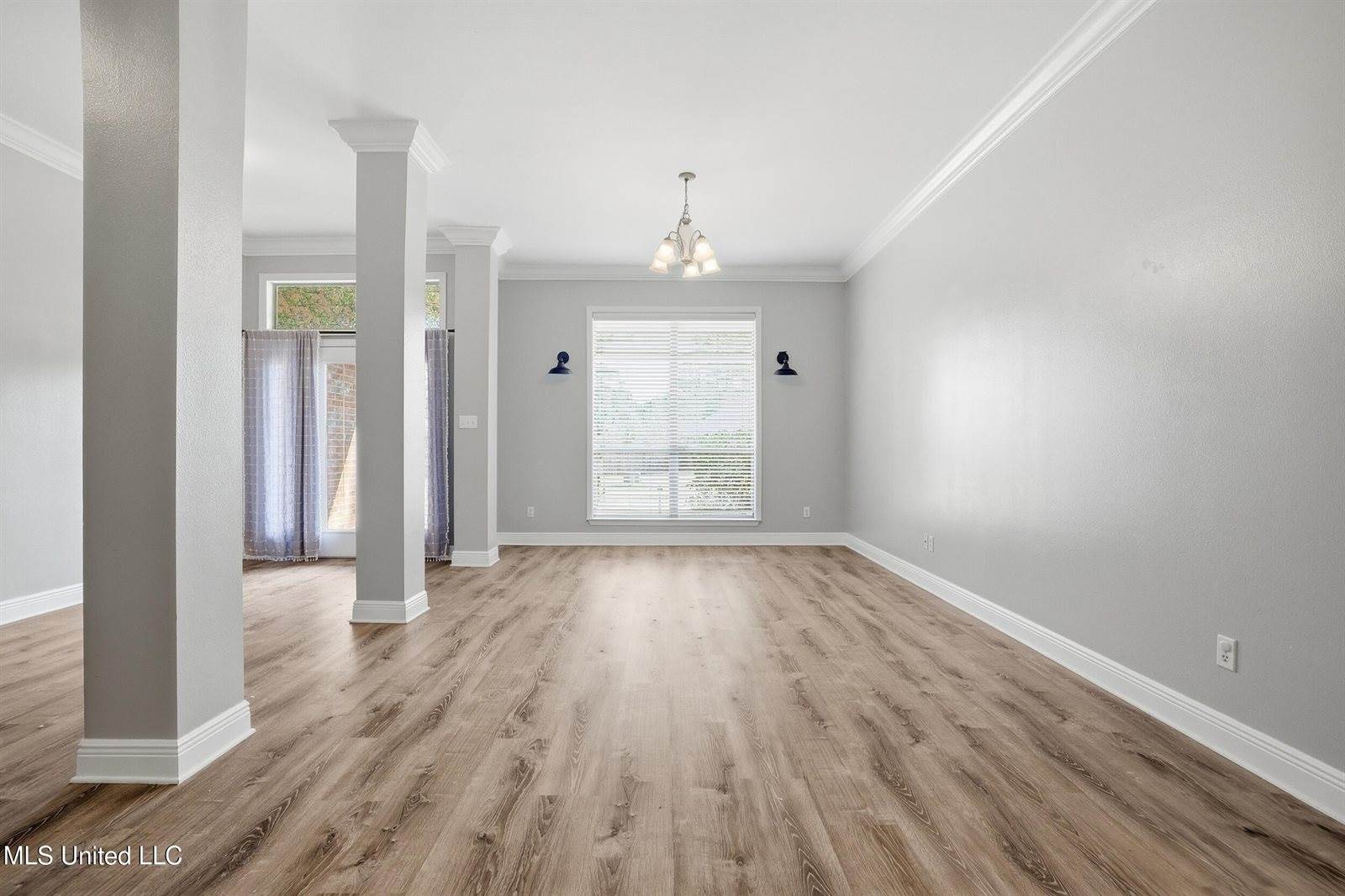 125 Brackish Place, Ocean Springs, MS 39564