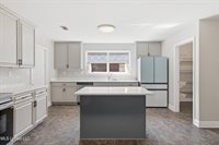 125 Brackish Place, Ocean Springs, MS 39564