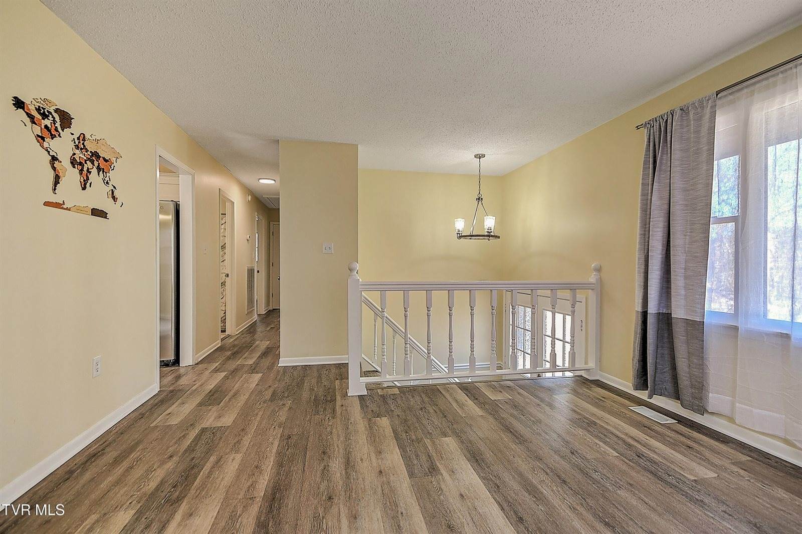 22126 Pinebrook Drive, Bristol, VA 24202