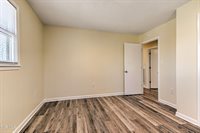 22126 Pinebrook Drive, Bristol, VA 24202