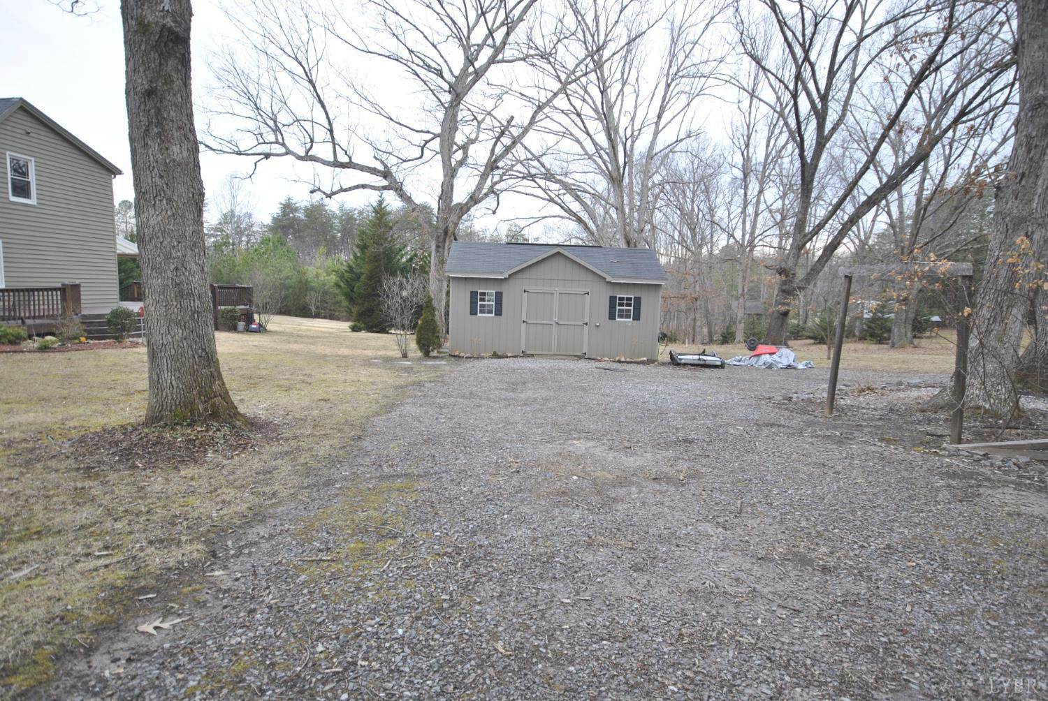 139 Bishop Creek Road, Lynch Station, VA 24571
