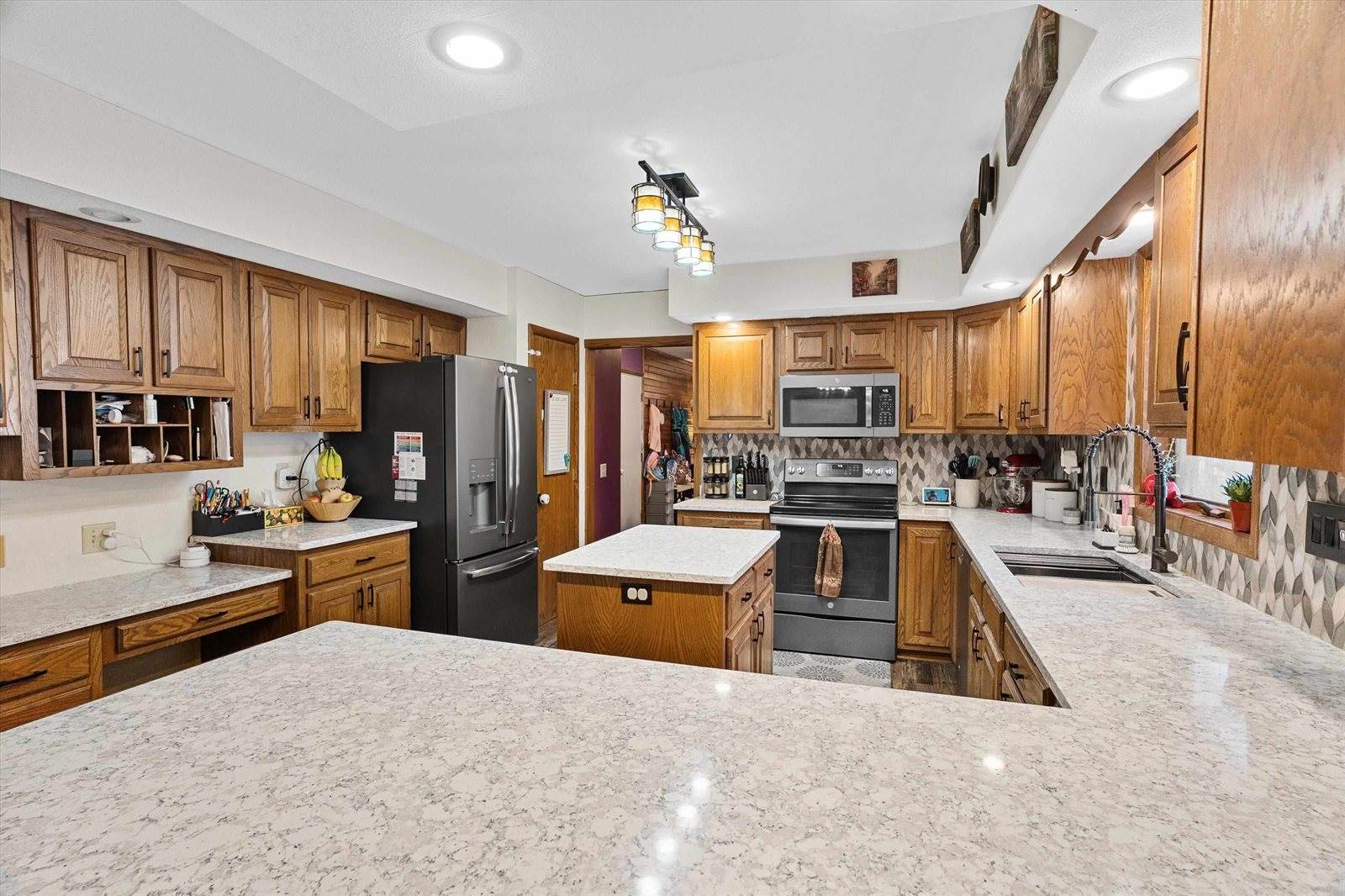 1307 N Wood Avenue, Marshfield, WI 54449