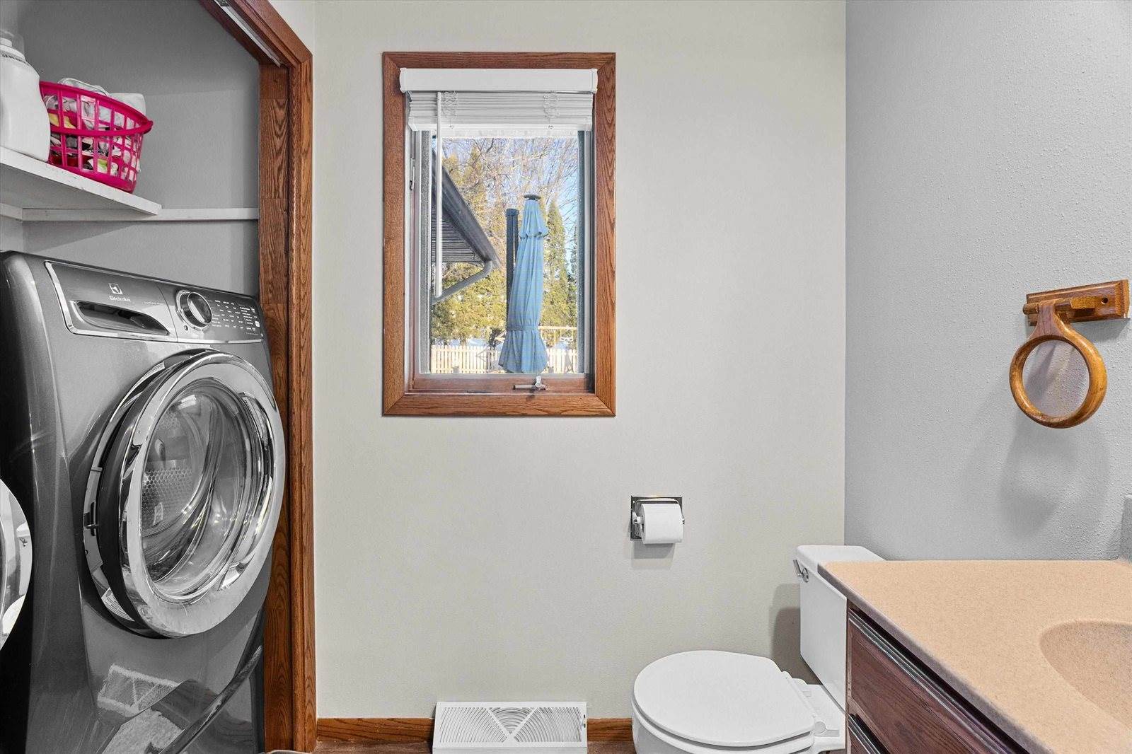 1307 N Wood Avenue, Marshfield, WI 54449