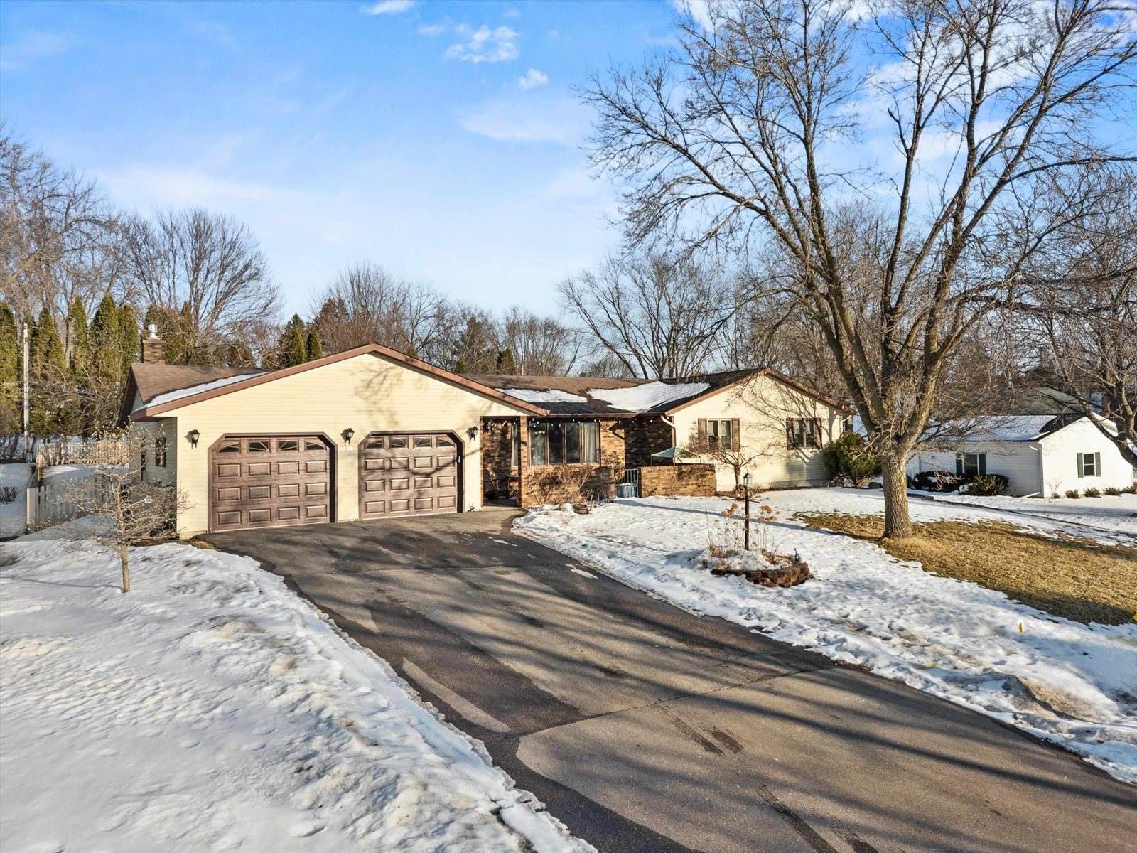 1307 N Wood Avenue, Marshfield, WI 54449