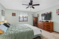 1307 N Wood Avenue, Marshfield, WI 54449