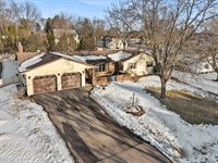 1307 N Wood Avenue, Marshfield, WI 54449