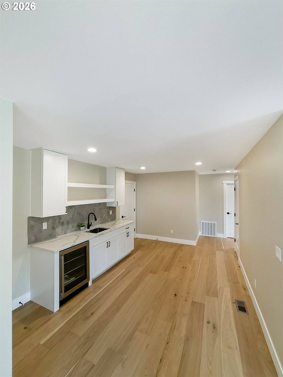 466 Meadows Dr, Manzanita, OR 97130