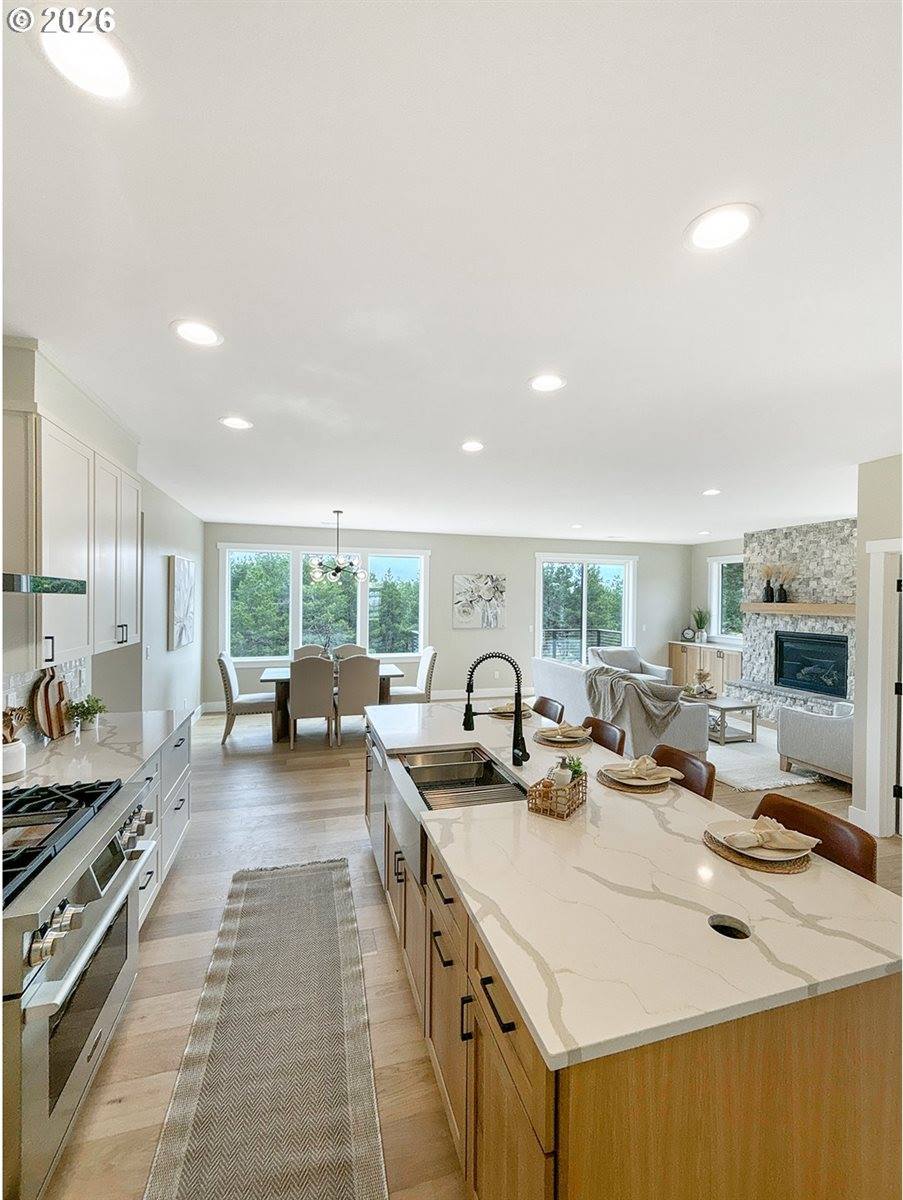 466 Meadows Dr, Manzanita, OR 97130