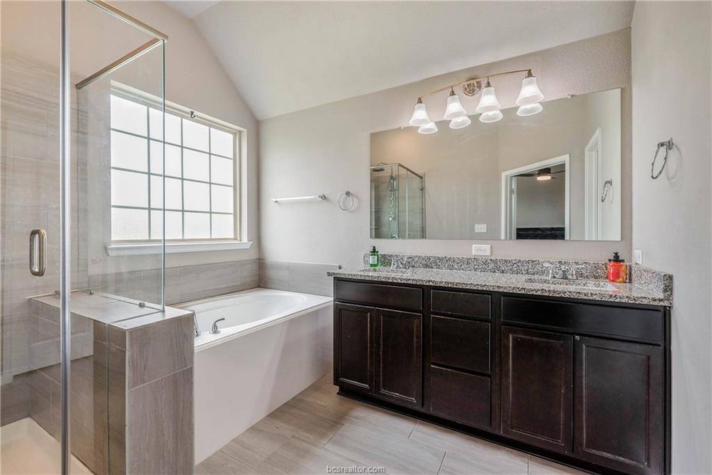 4106 Bridgewood Court, College Station, TX 77845