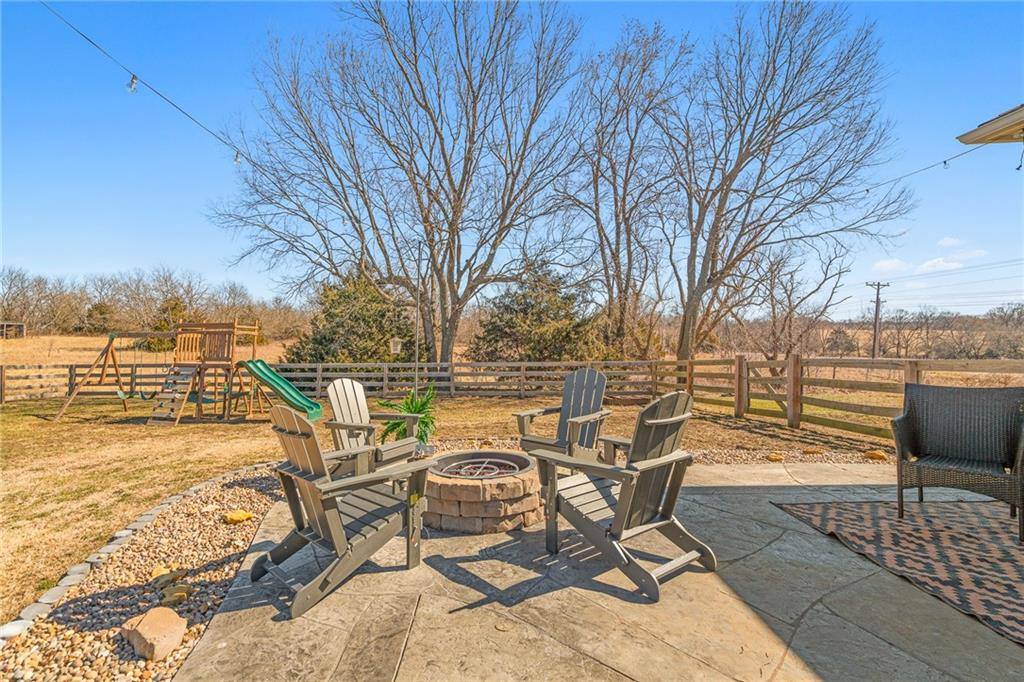 5302 State Route 18 Highway, Adrian, MO 64720