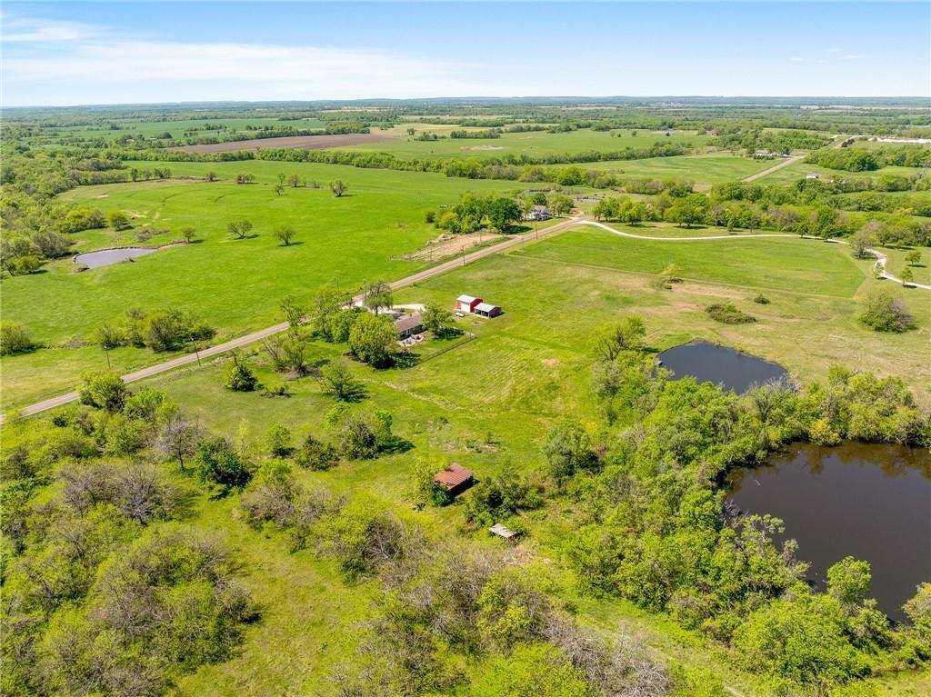 5302 State Route 18 Highway, Adrian, MO 64720