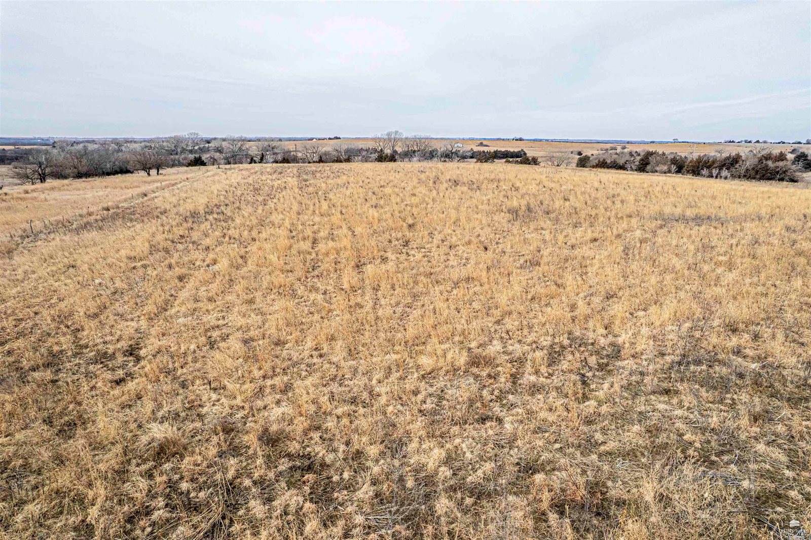 2920 Rain Road, Chapman, KS 67431