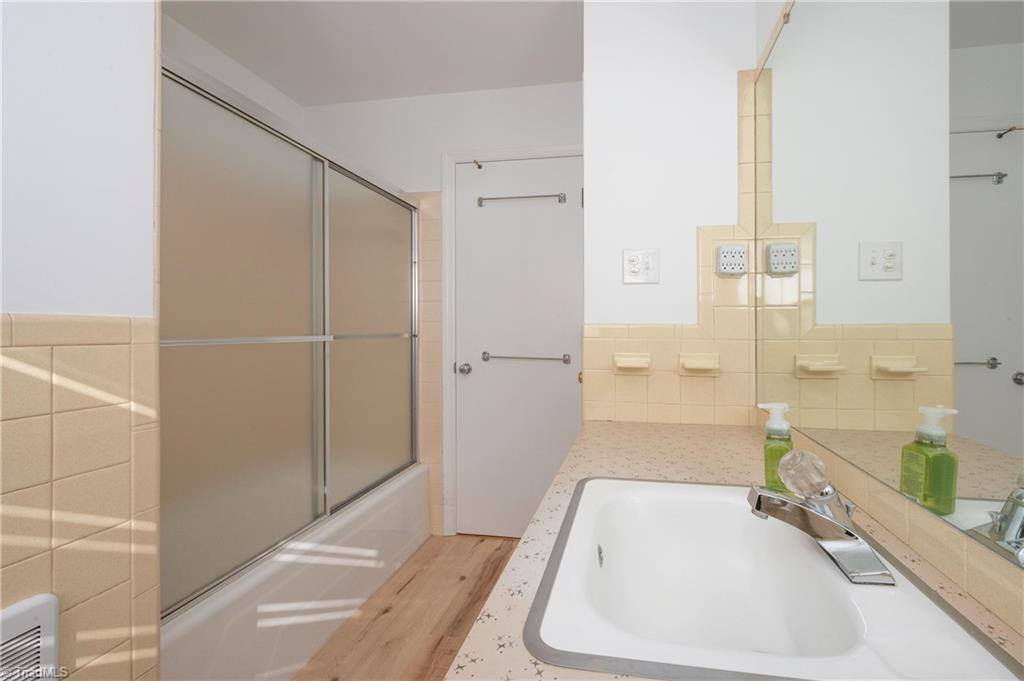 2400 Queen Street, Winston-Salem, NC 27103