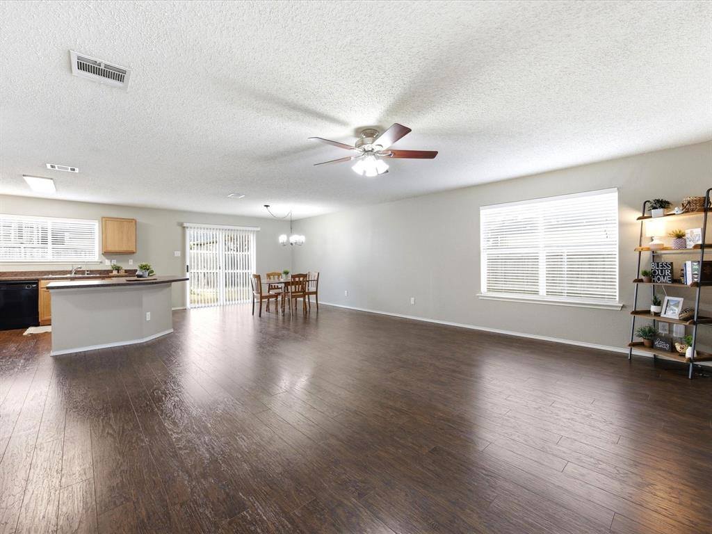 118 Jefferson Drive, Venus, TX 76084