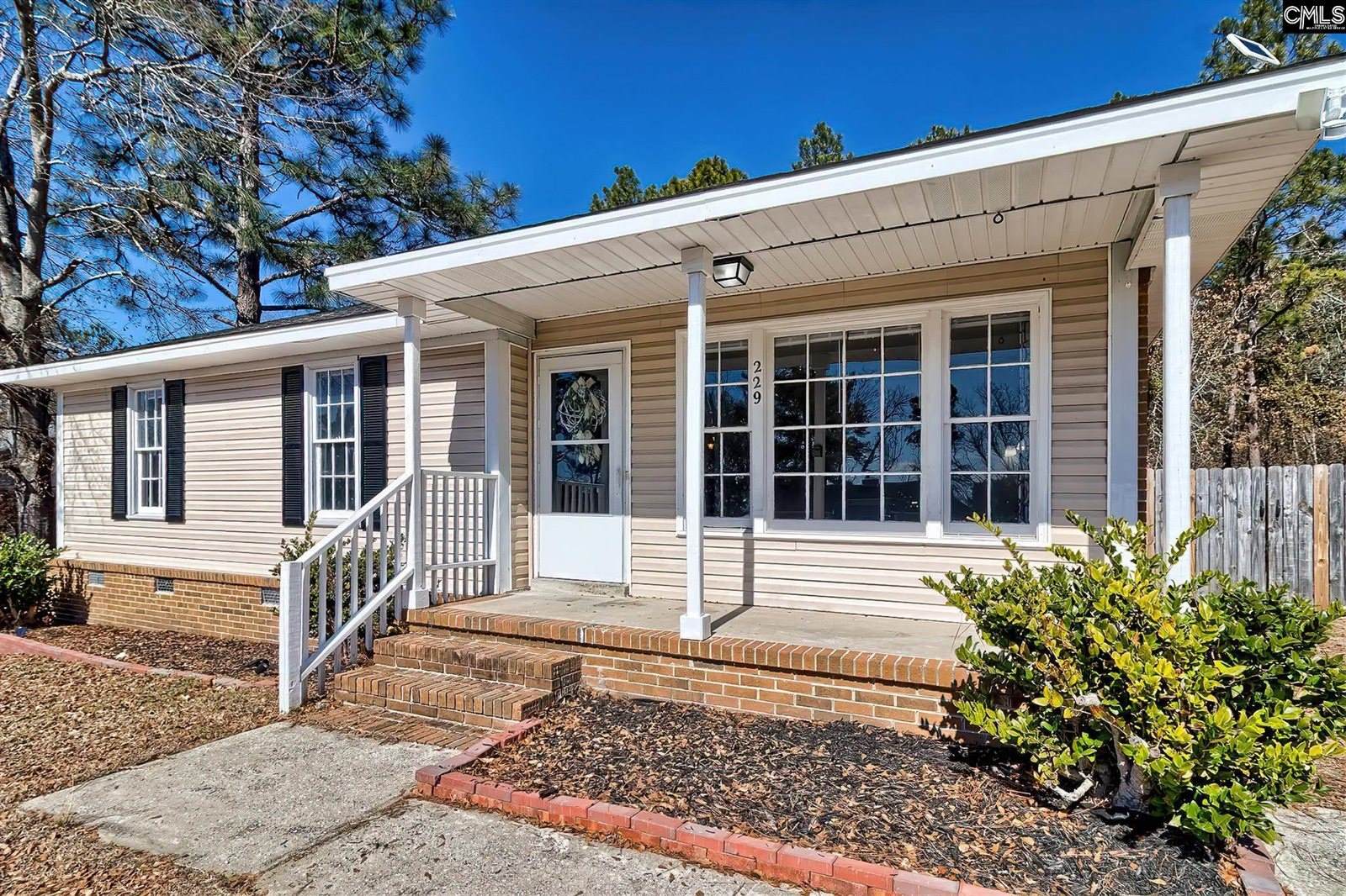 229 Gatlin, Hopkins, SC 29061