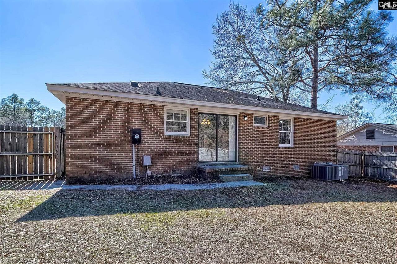 229 Gatlin, Hopkins, SC 29061