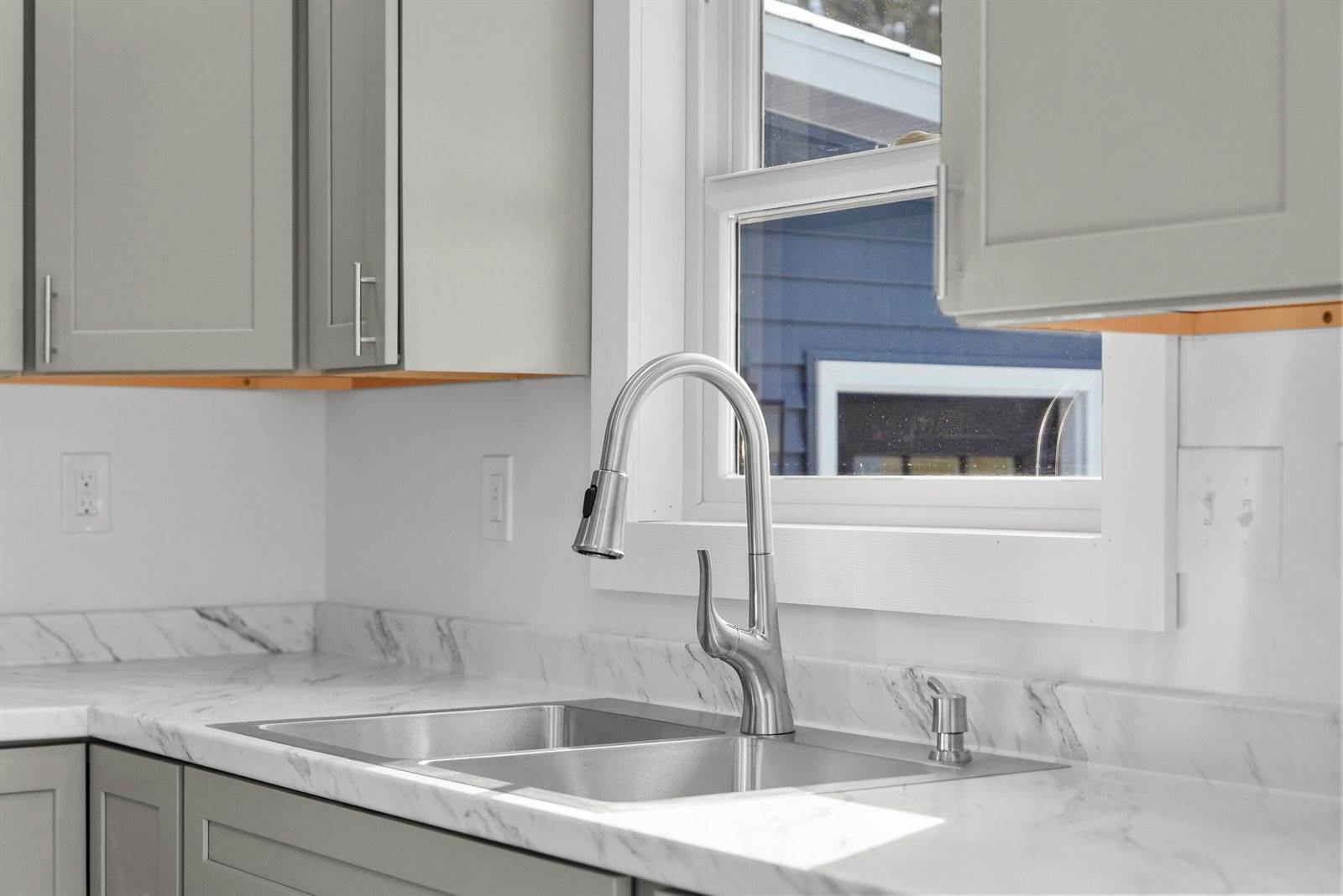 6803 Danes Drive, Houghton Lake, MI 48629