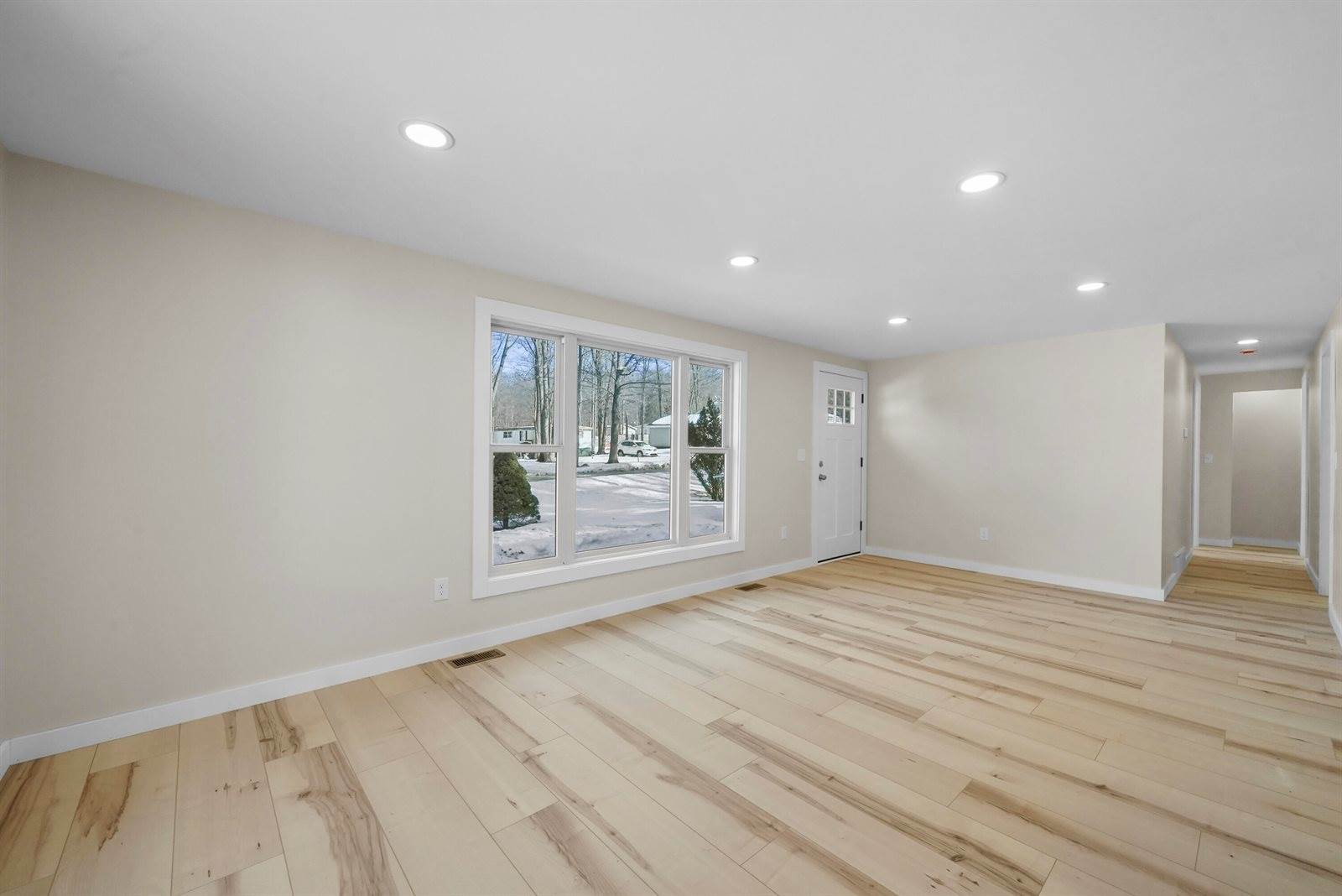 6803 Danes Drive, Houghton Lake, MI 48629