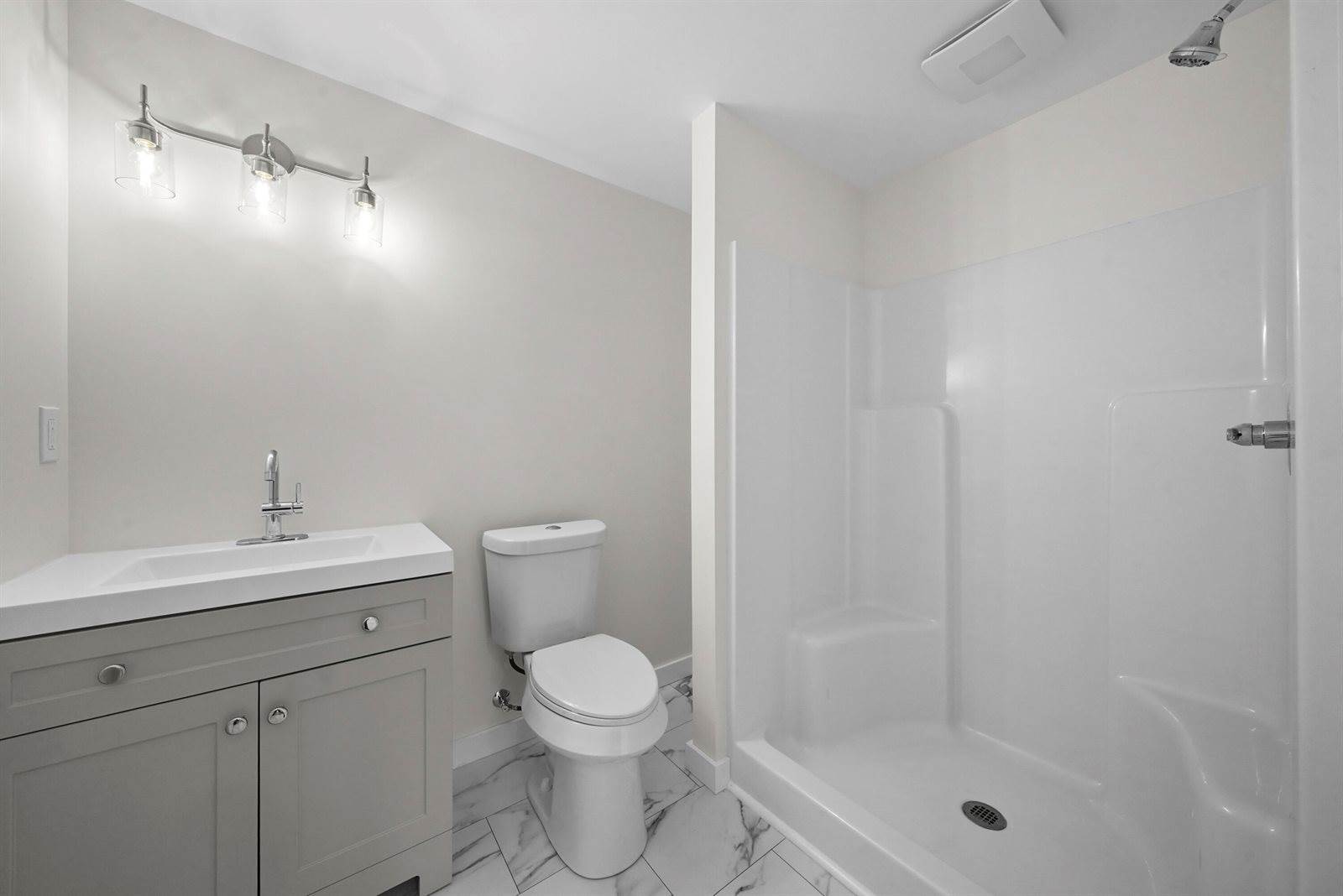 6803 Danes Drive, Houghton Lake, MI 48629